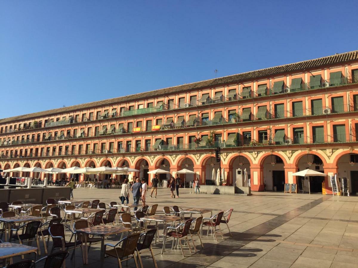 Apartamento Plaza De La Corredera Cordoba Exterior photo